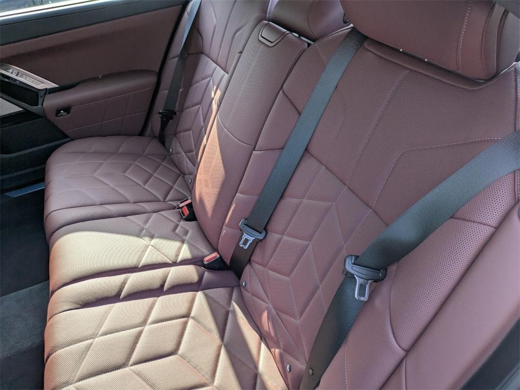 new 2025 BMW i7 car, priced at $110,080