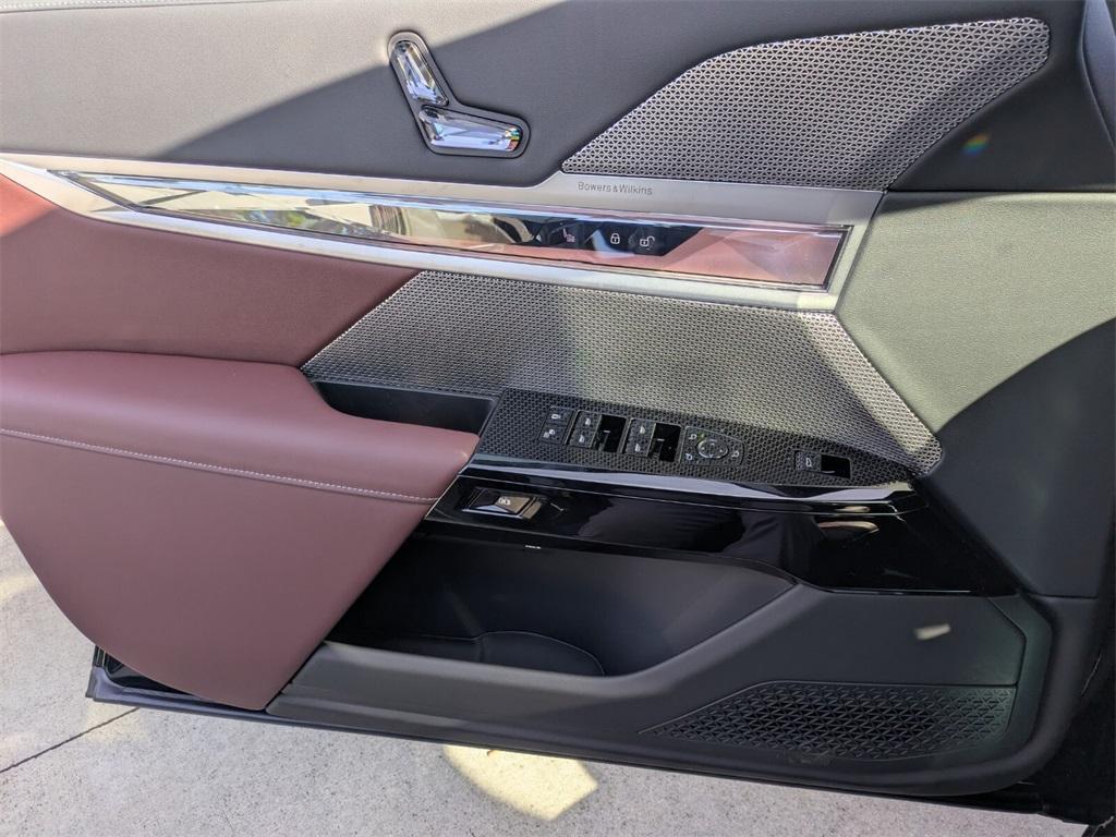 new 2025 BMW i7 car, priced at $110,080