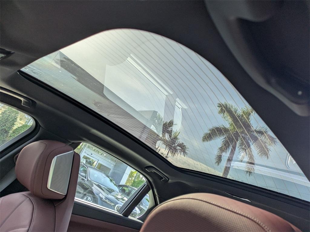 new 2025 BMW i7 car, priced at $110,080