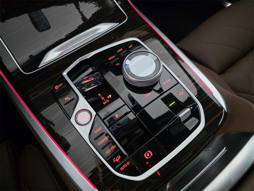 new 2026 BMW X7 car