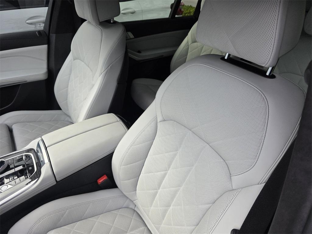 used 2023 BMW X7 car, priced at $63,995