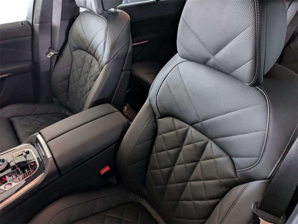 new 2026 BMW X7 car