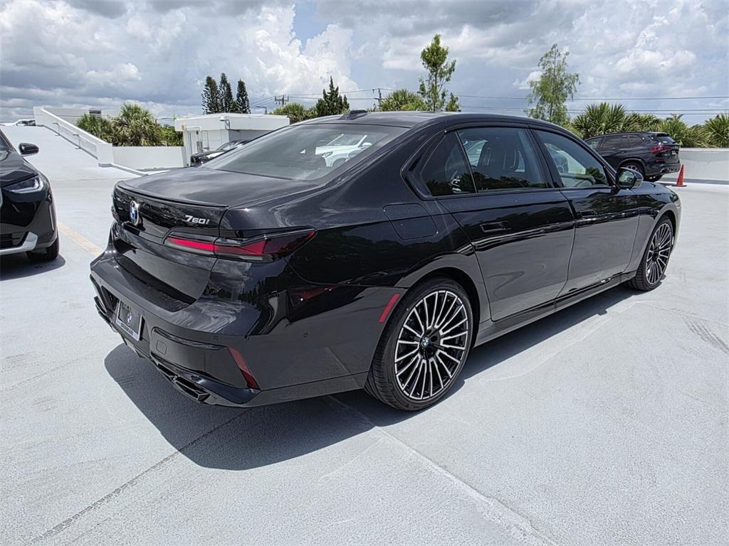 new 2025 BMW 760 car, priced at $129,735