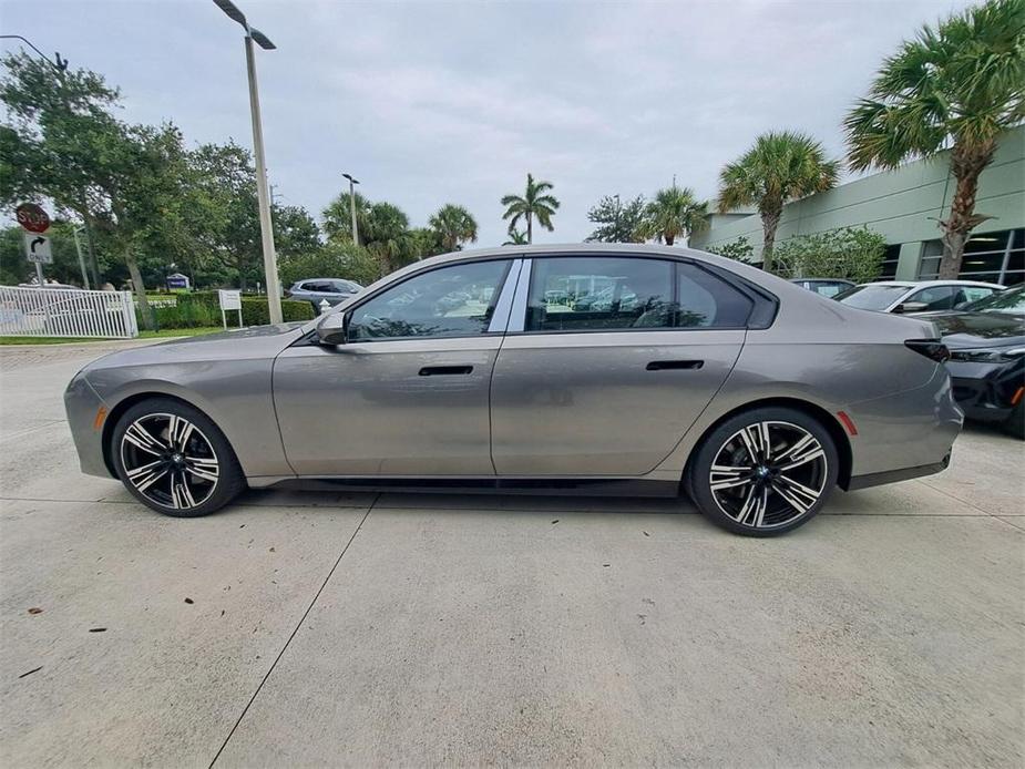 new 2024 BMW 760 car, priced at $128,680