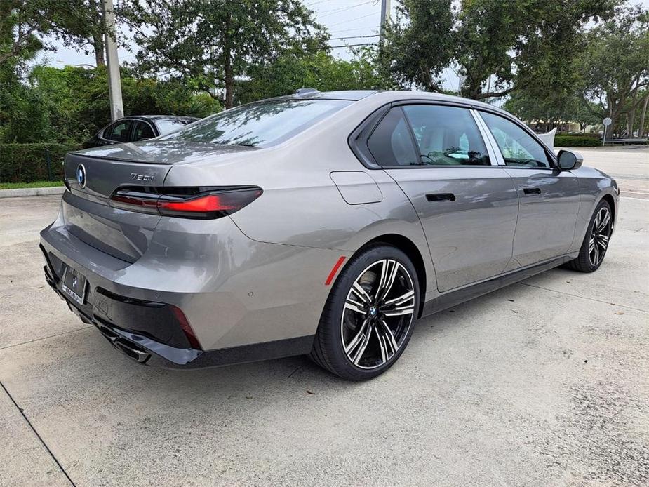 new 2024 BMW 760 car, priced at $128,680