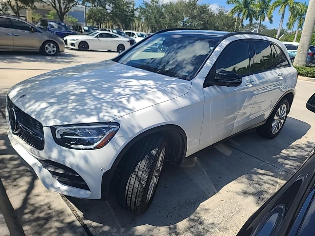 used 2021 Mercedes-Benz GLC 300 car, priced at $29,995