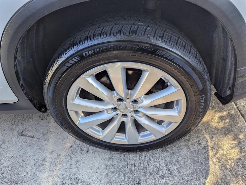 used 2021 Mercedes-Benz GLC 300 car, priced at $29,399