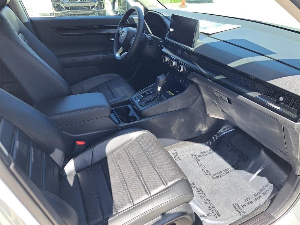 used 2025 Honda CR-V car, priced at $34,999