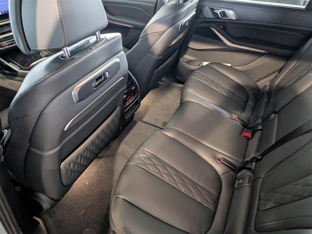 new 2026 BMW X7 car