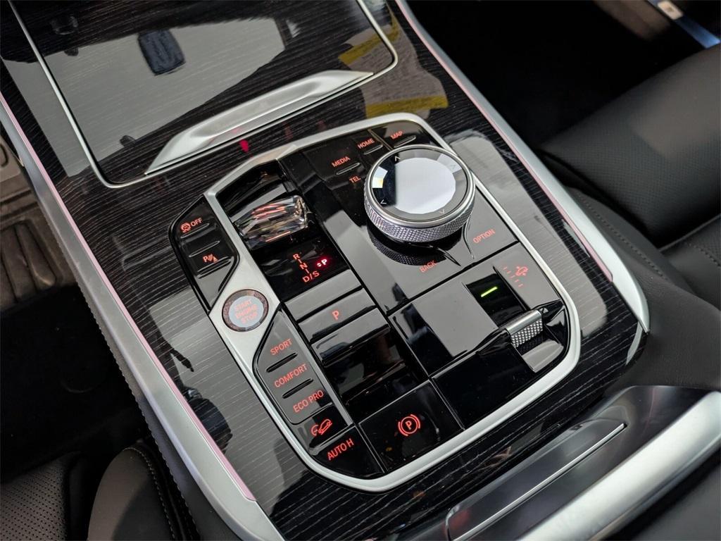 new 2026 BMW X7 car
