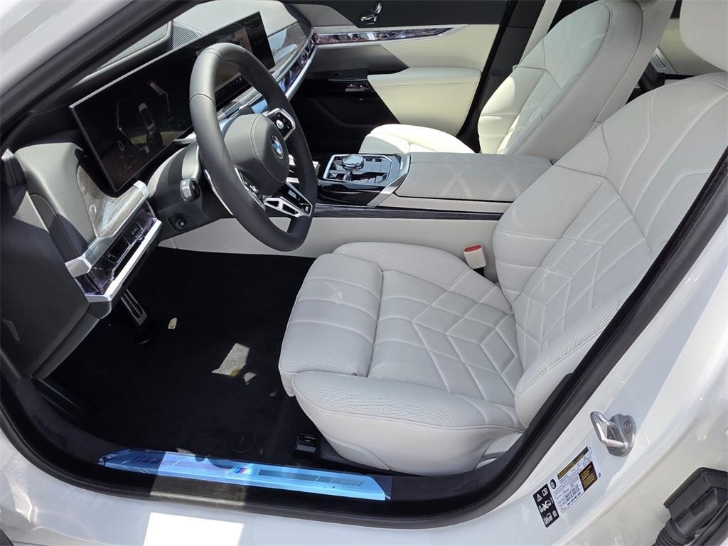 new 2025 BMW 760 car, priced at $129,735