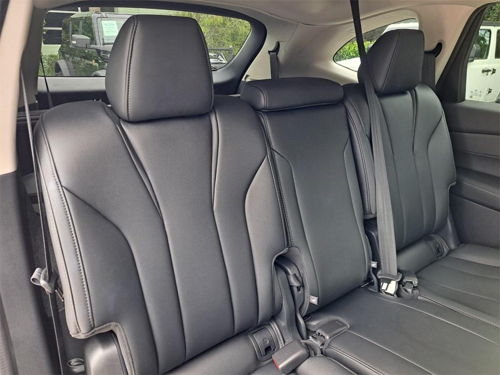 used 2023 Acura MDX car, priced at $39,670