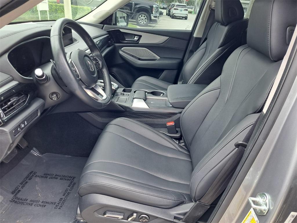 used 2023 Acura MDX car, priced at $39,670