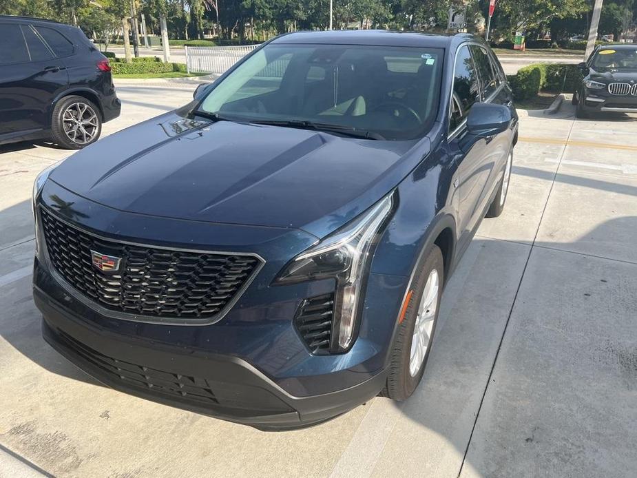 used 2022 Cadillac XT4 car, priced at $26,995