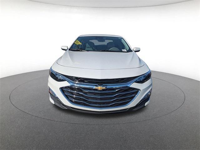 new 2025 Chevrolet Malibu car, priced at $26,145