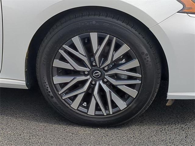used 2023 Nissan Altima car