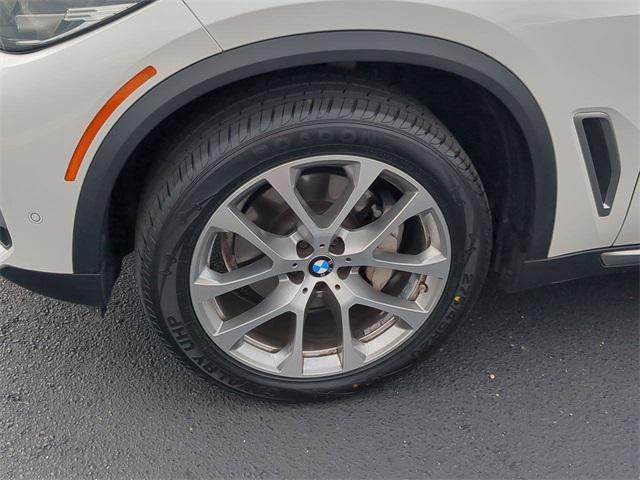 used 2021 BMW X5 car, priced at $33,789