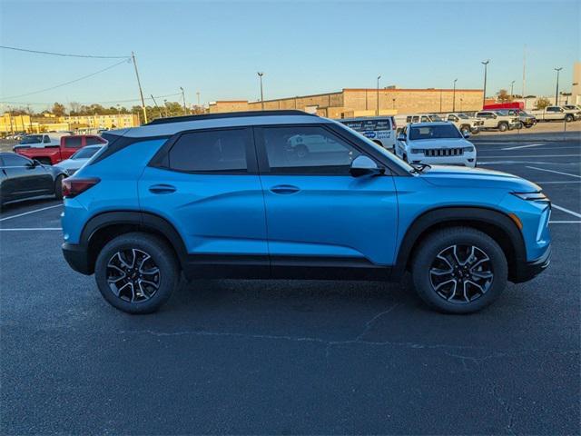 new 2025 Chevrolet TrailBlazer car, priced at $29,655