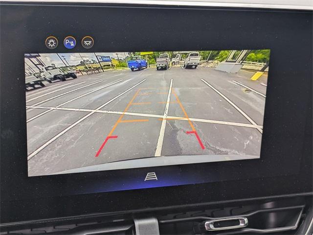 new 2025 Chevrolet Equinox car