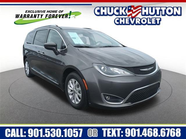 used 2018 Chrysler Pacifica car, priced at $14,627