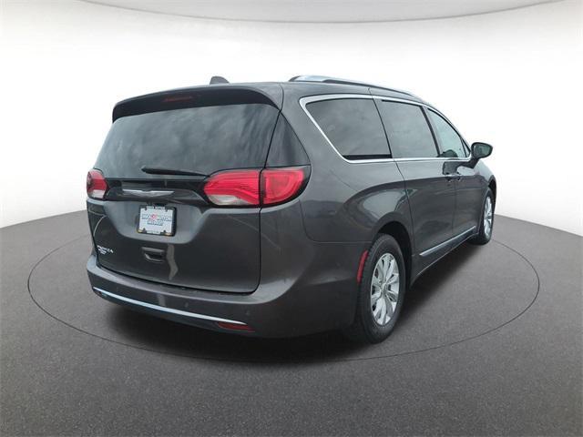 used 2018 Chrysler Pacifica car, priced at $14,627