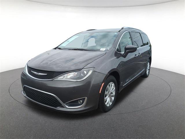 used 2018 Chrysler Pacifica car, priced at $14,627