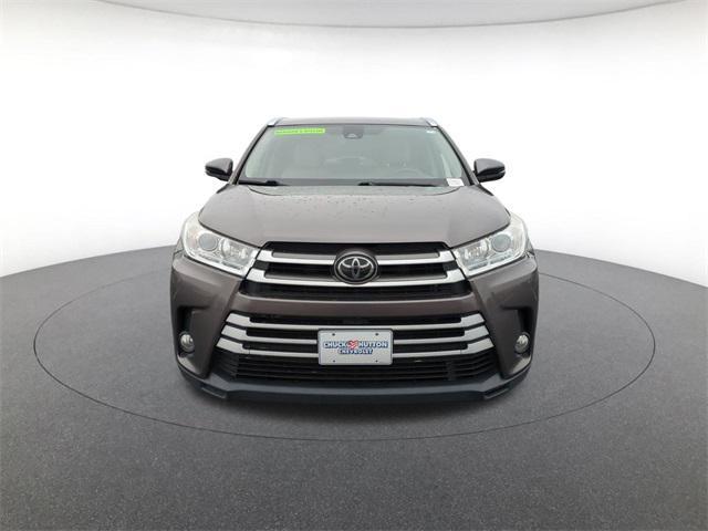 used 2019 Toyota Highlander car, priced at $21,659