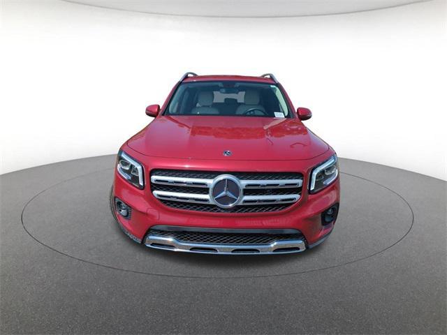 used 2020 Mercedes-Benz GLB 250 car, priced at $27,252
