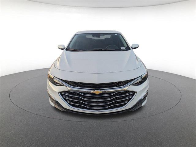 new 2025 Chevrolet Malibu car, priced at $26,958