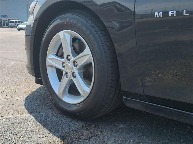 used 2019 Chevrolet Malibu car, priced at $16,409