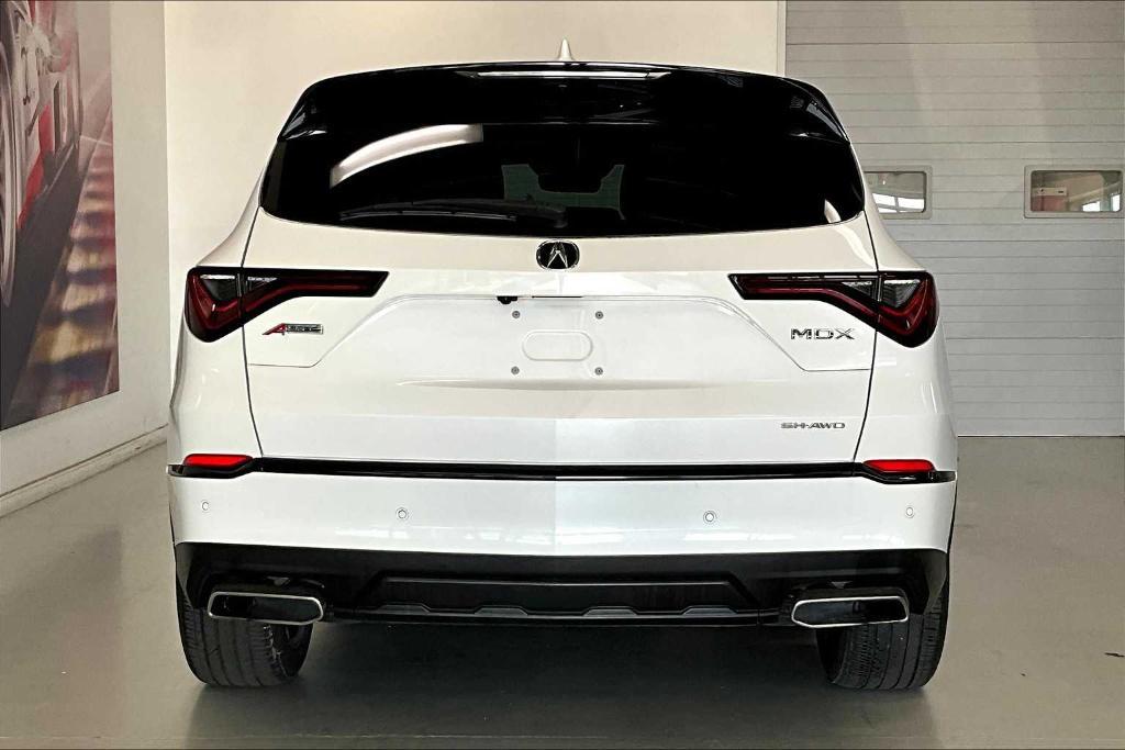 used 2022 Acura MDX car, priced at $45,990