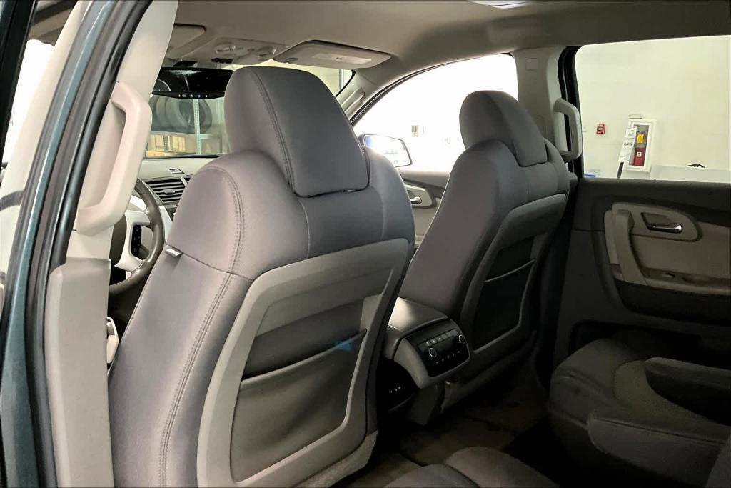 used 2011 Chevrolet Traverse car, priced at $5,290