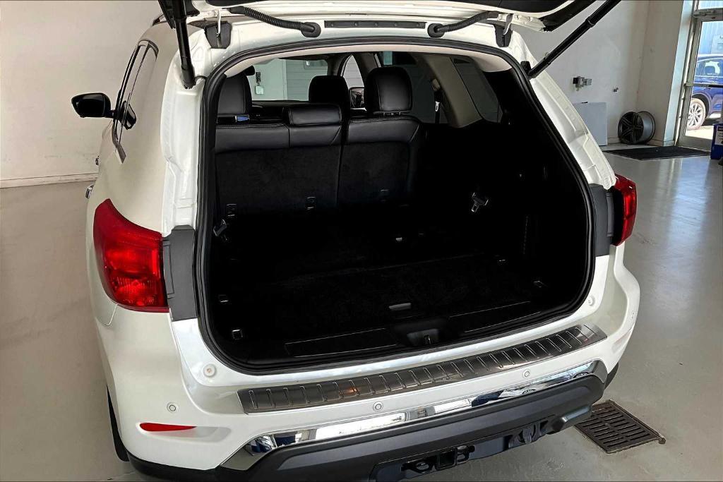 used 2018 Nissan Pathfinder car, priced at $19,995