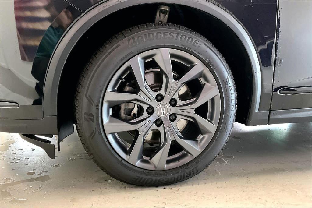 used 2022 Acura MDX car, priced at $39,947