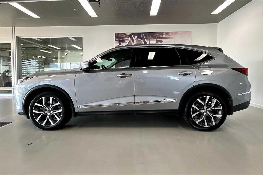 used 2022 Acura MDX car, priced at $37,617