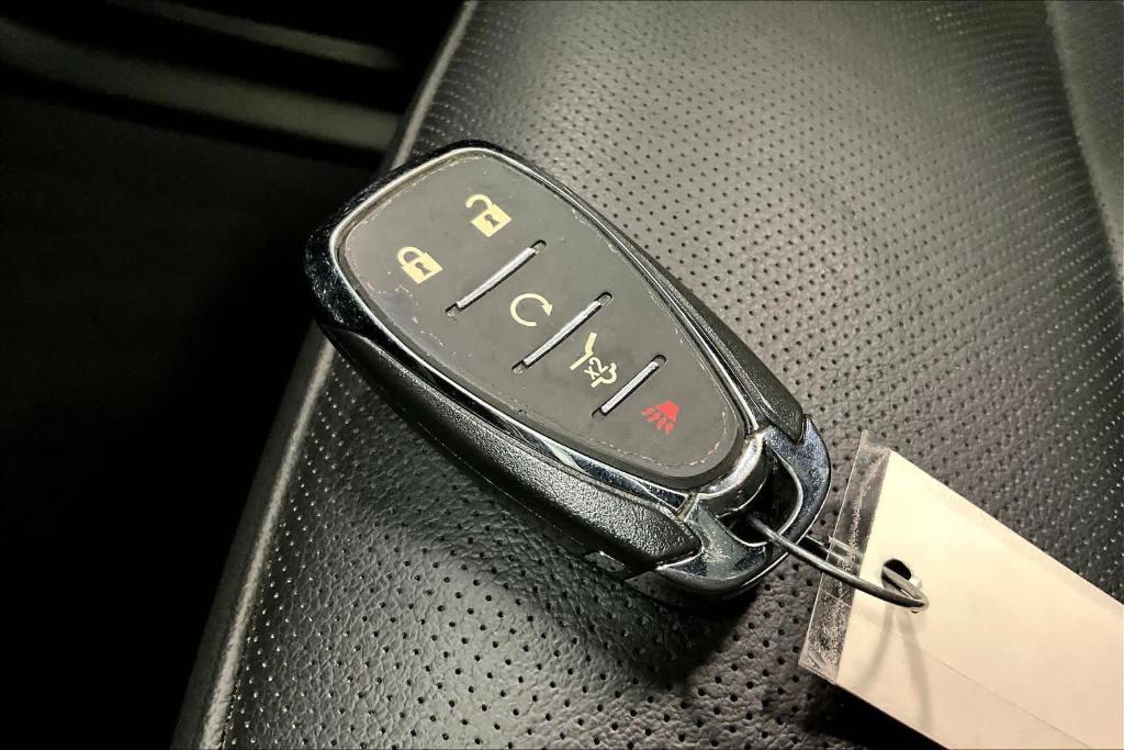 used 2023 Chevrolet Traverse car, priced at $38,957