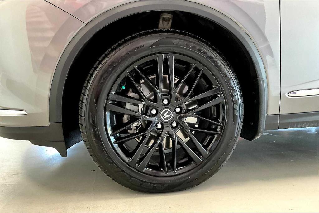 used 2023 Acura MDX car, priced at $45,987
