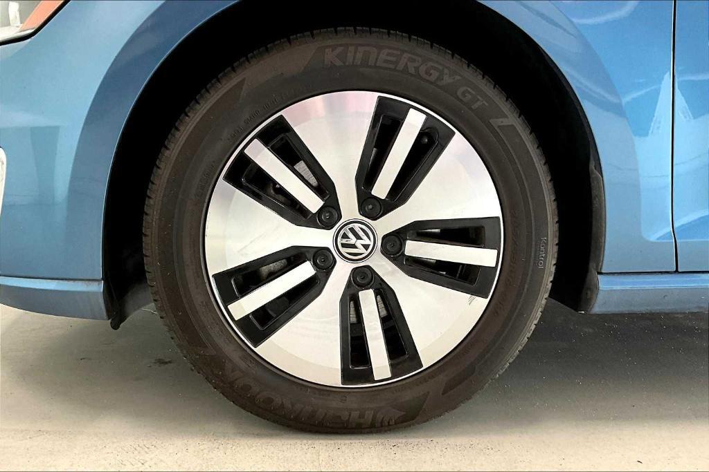 used 2016 Volkswagen e-Golf car, priced at $9,970
