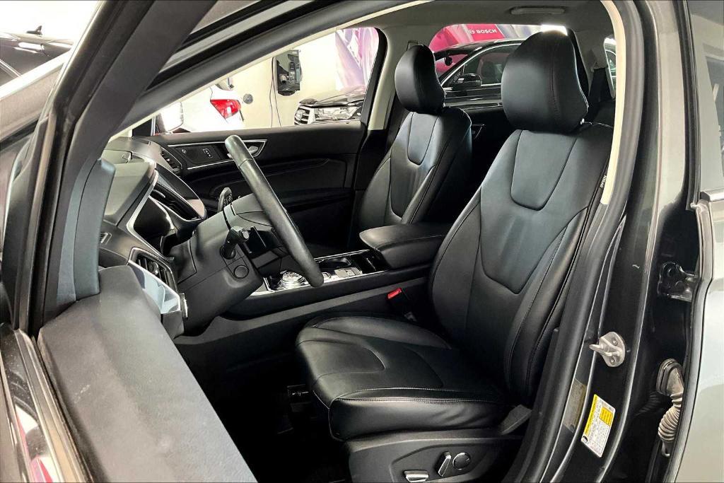 used 2019 Ford Edge car, priced at $17,457