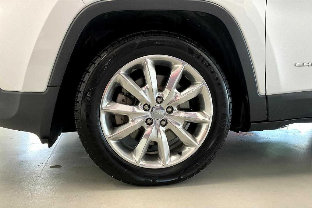 used 2017 Jeep Cherokee car, priced at $10,987