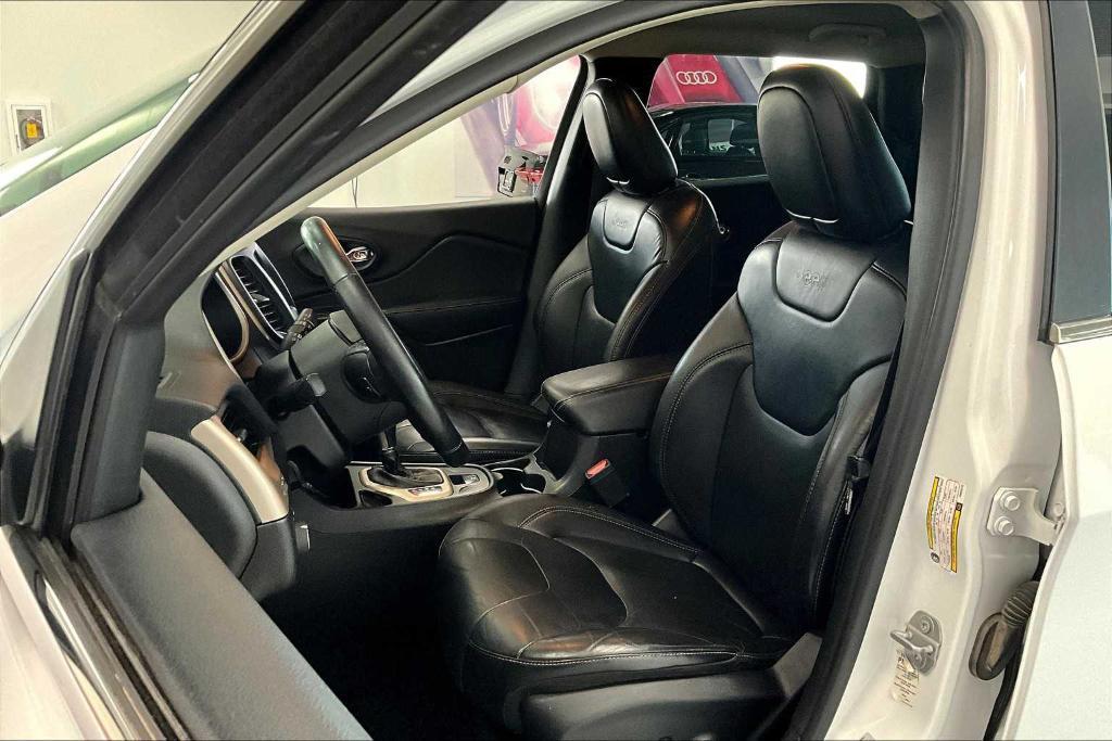 used 2017 Jeep Cherokee car, priced at $10,987