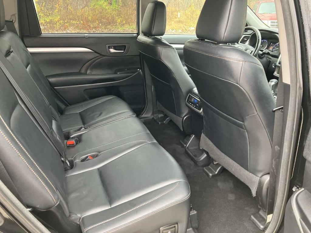 used 2018 Toyota Highlander car, priced at $20,990