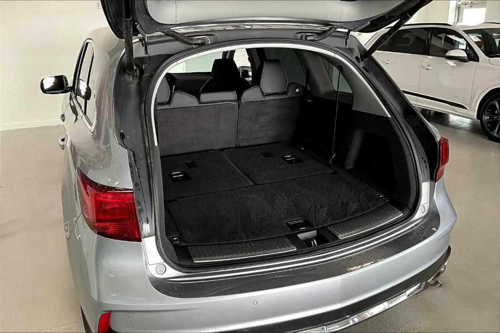 used 2019 Acura MDX car, priced at $28,092