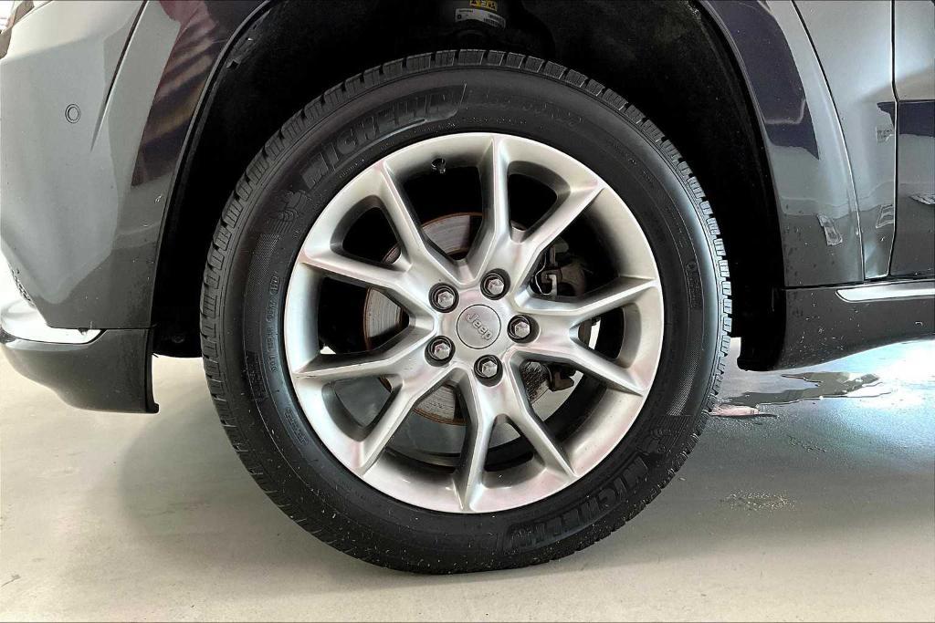 used 2015 Jeep Grand Cherokee car, priced at $14,425