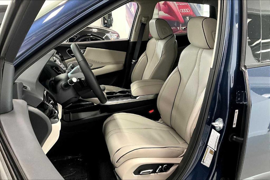 new 2025 Acura RDX car, priced at $53,800