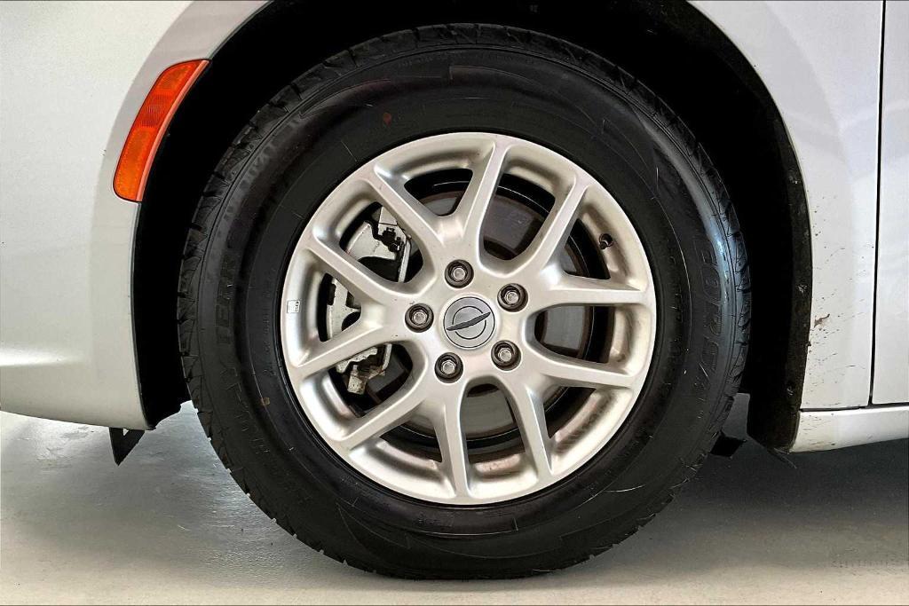 used 2023 Chrysler Pacifica car, priced at $26,470