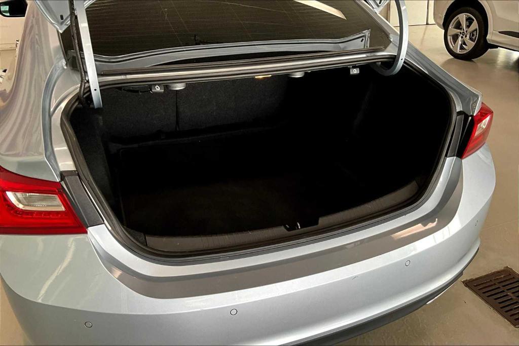 used 2017 Chevrolet Malibu car, priced at $18,990