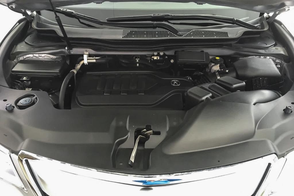 used 2016 Acura MDX car, priced at $19,674