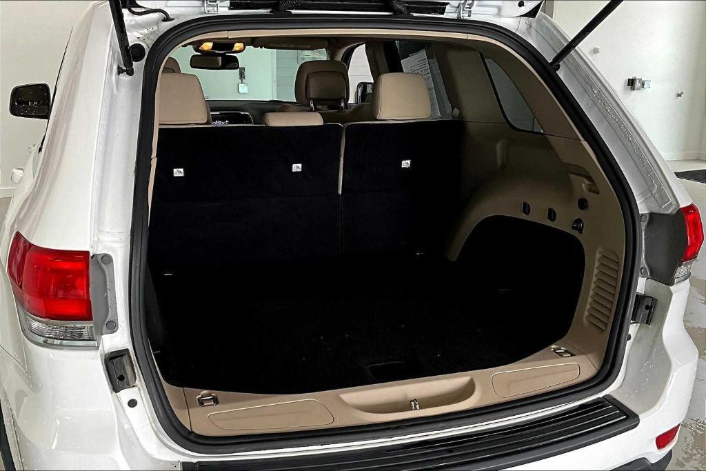 used 2014 Jeep Grand Cherokee car, priced at $9,467