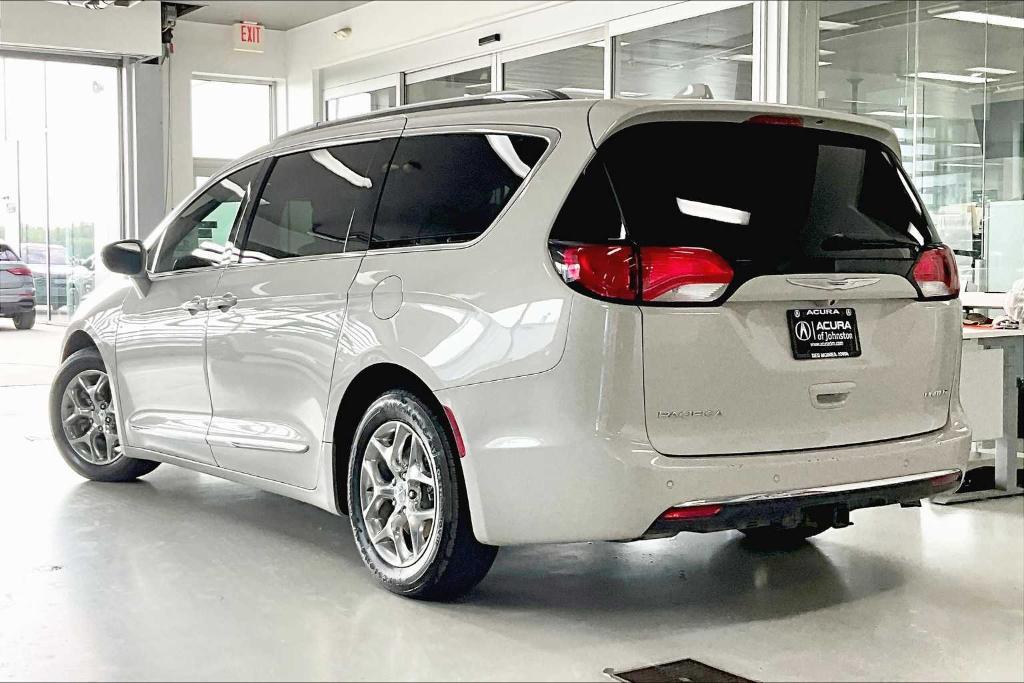 used 2017 Chrysler Pacifica car, priced at $15,575